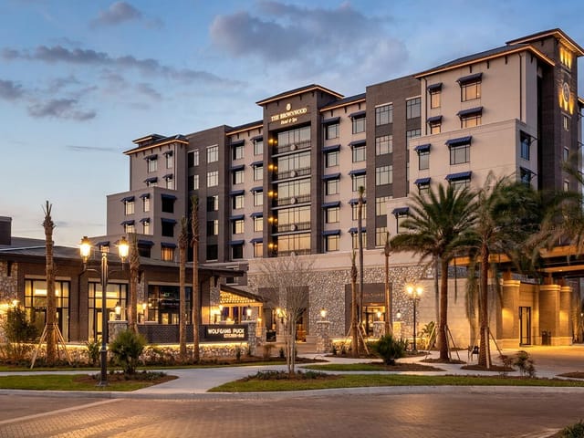 Street view of Brownwood Hotel & Spa