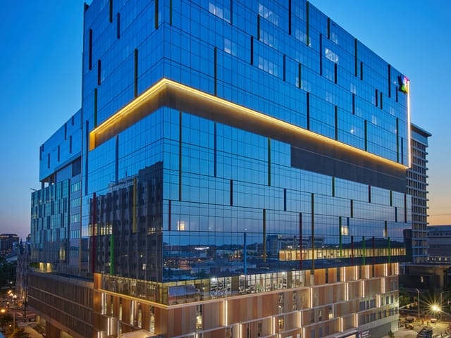 Dusk photo of VCU Children's Hospital of Richmond