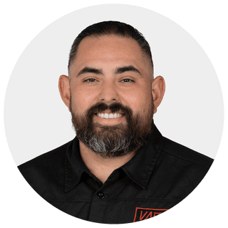 Leo Valverde Headshot